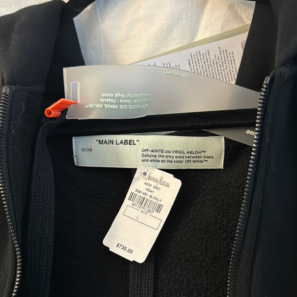 Off-White Black hoodie with White Graphic - Picture 5 of 6